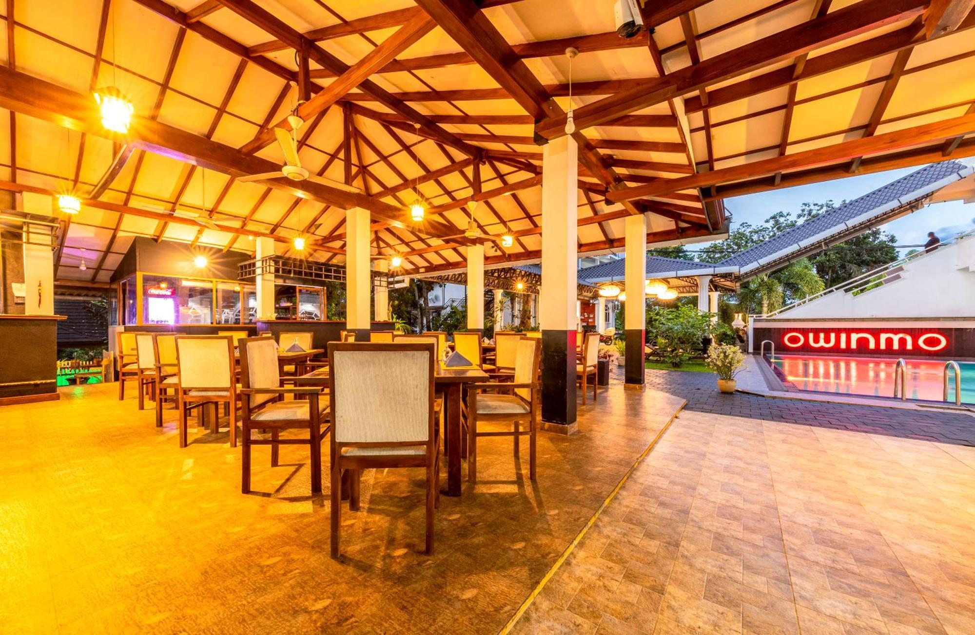 גאלה Owinmo Hotel & Reception Hall מראה חיצוני תמונה