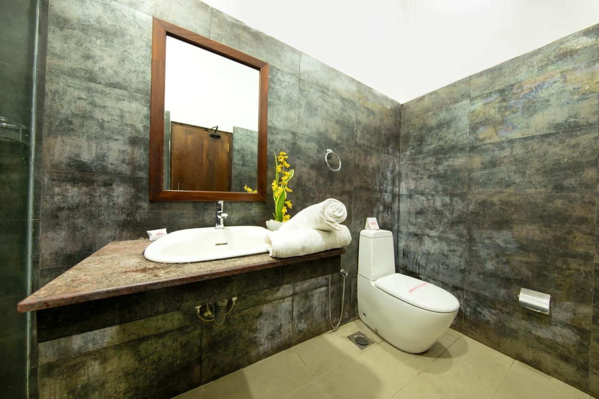 גאלה Owinmo Hotel & Reception Hall מראה חיצוני תמונה